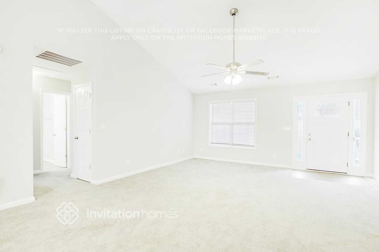 187 Pebblebrook Way - Photo 3 of 25