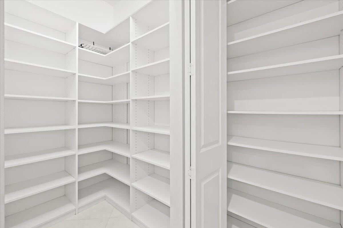 4980 Nw 15th Ave - Photo 7 of 50