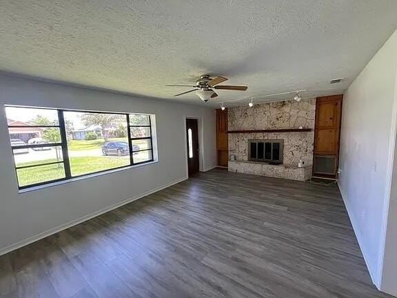 574 Sw Duval Ave - Photo 2 of 12