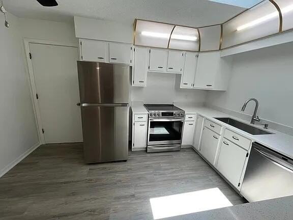 574 Sw Duval Ave - Photo 4 of 12
