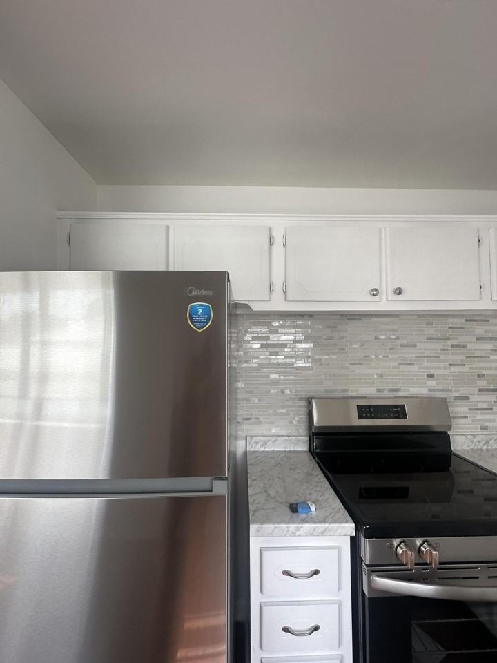 195 Windsor I - Photo 5 of 19