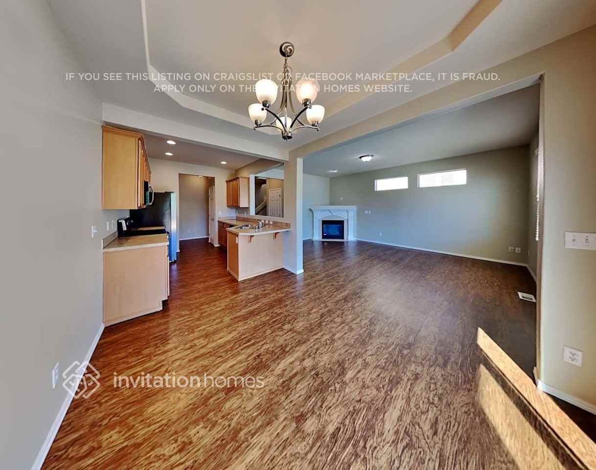 2324 193rd St E - Photo 5 of 19