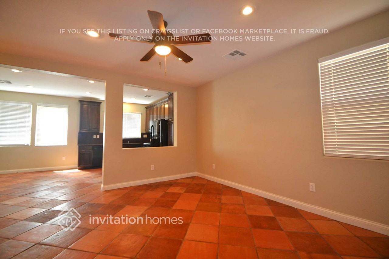 9443 Fort Connah Ct - Photo 4 of 10