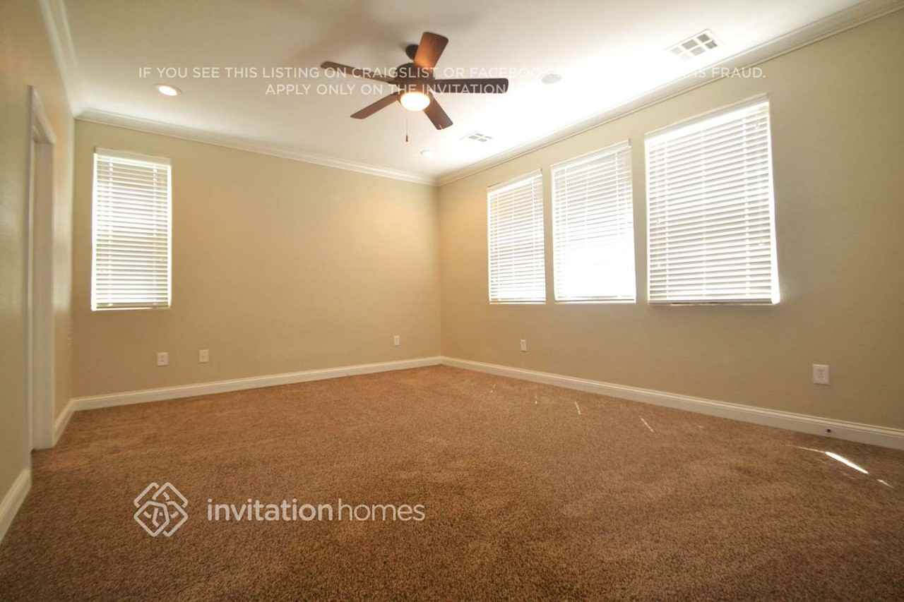 9443 Fort Connah Ct - Photo 6 of 10