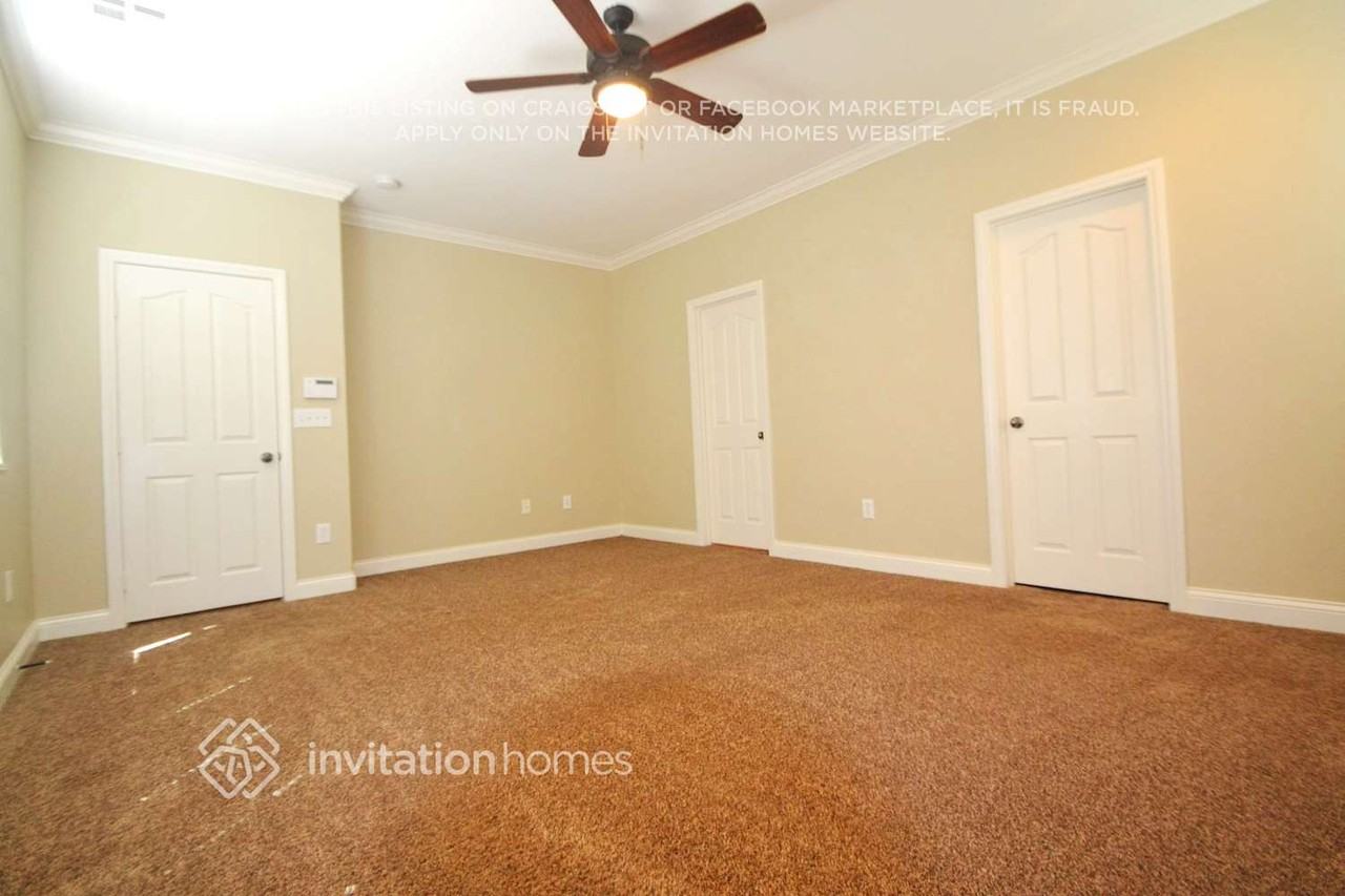 9443 Fort Connah Ct - Photo 7 of 10