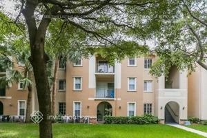 featured image of 2427 Centergate Dr #304