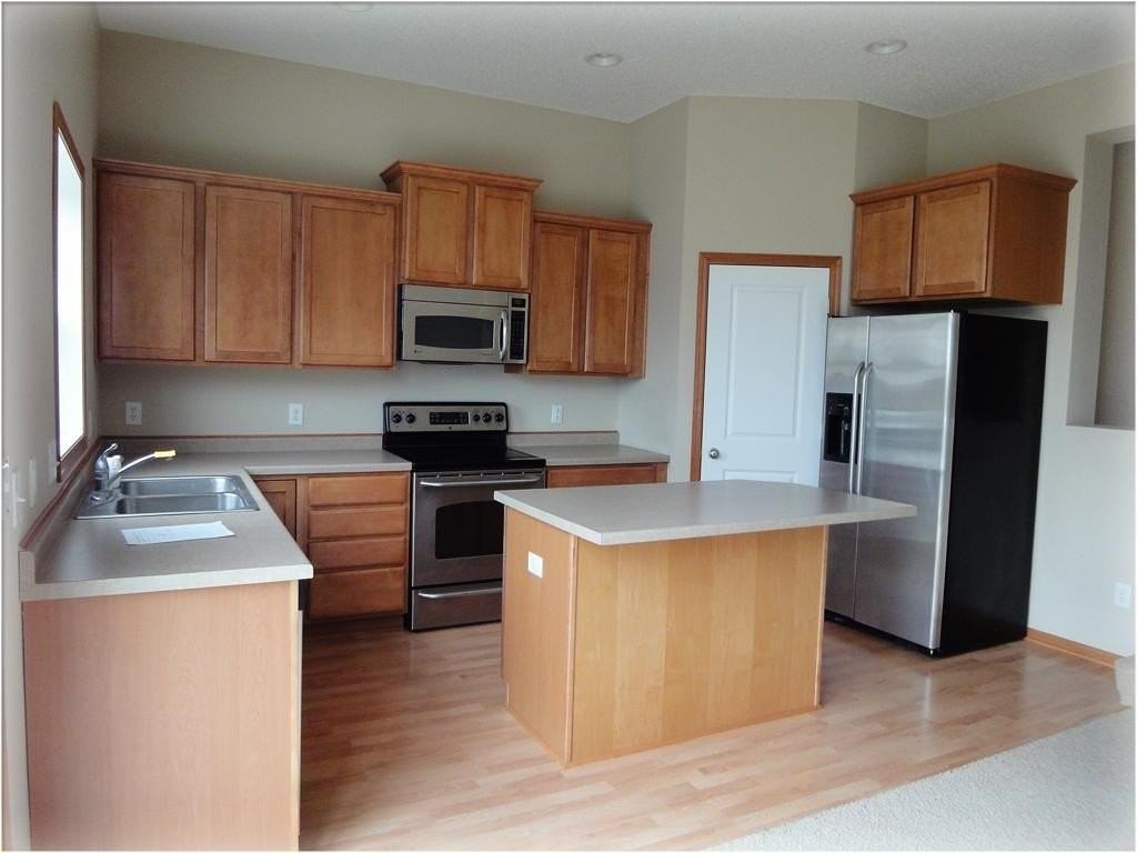 16601 50th Ct N - Photo 5 of 29