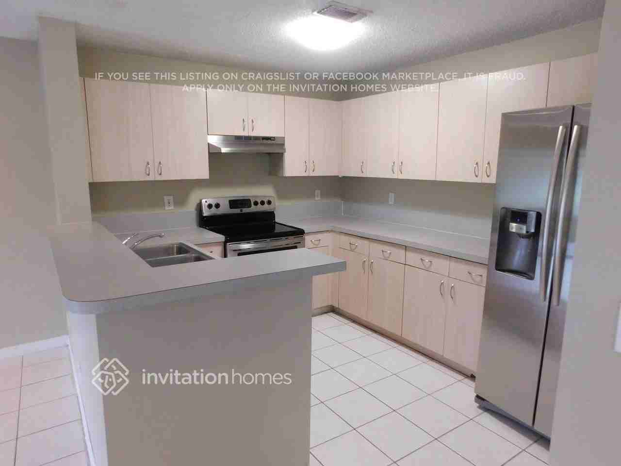 4400 Sw 82nd Way - Photo 3 of 16