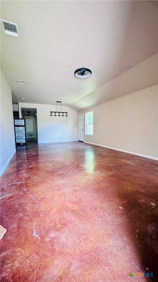 1417 Shoshoni Trl #B - Photo 6 of 20