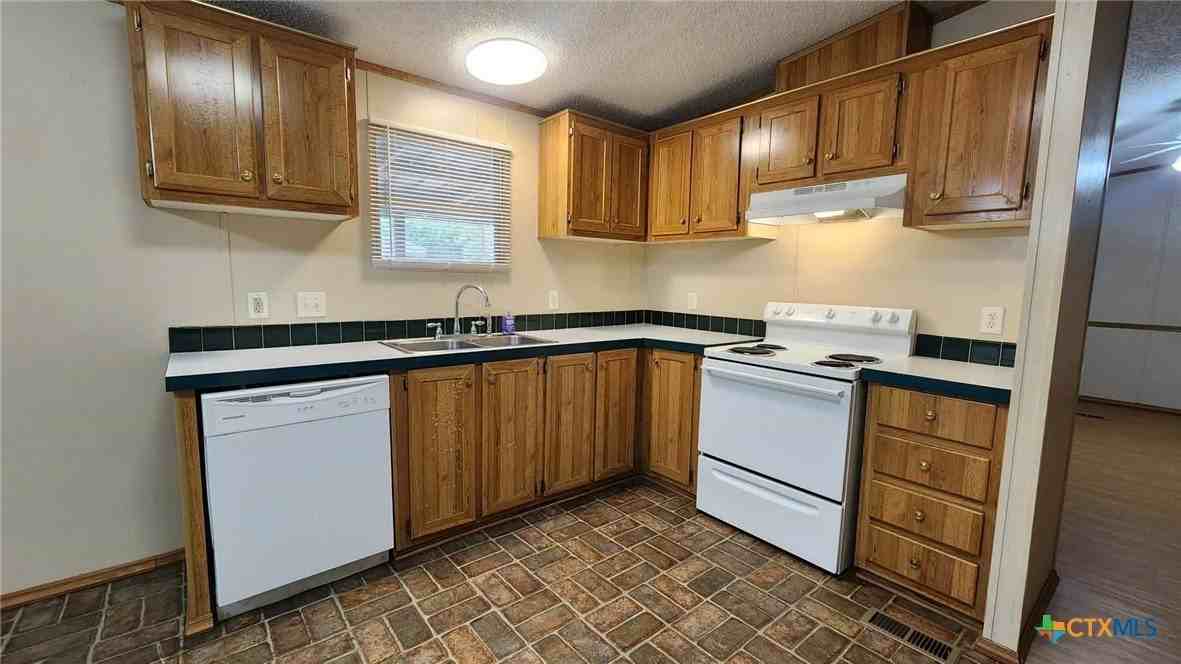 572 Canal Ln - Photo 7 of 10