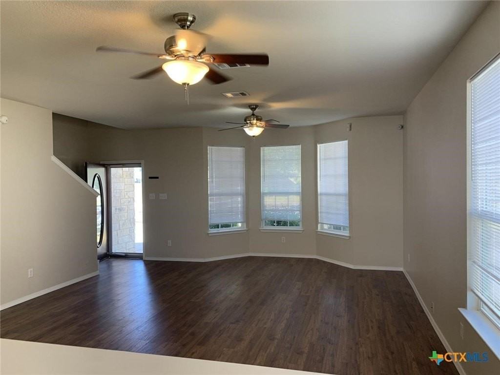 5506 Bridgewood Dr - Photo 4 of 10