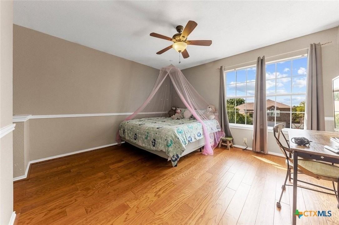 2203 Delaware - Photo 4 of 40