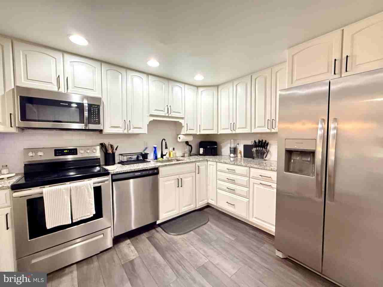 6416 Lacrosse Ln Ne - Photo 7 of 24