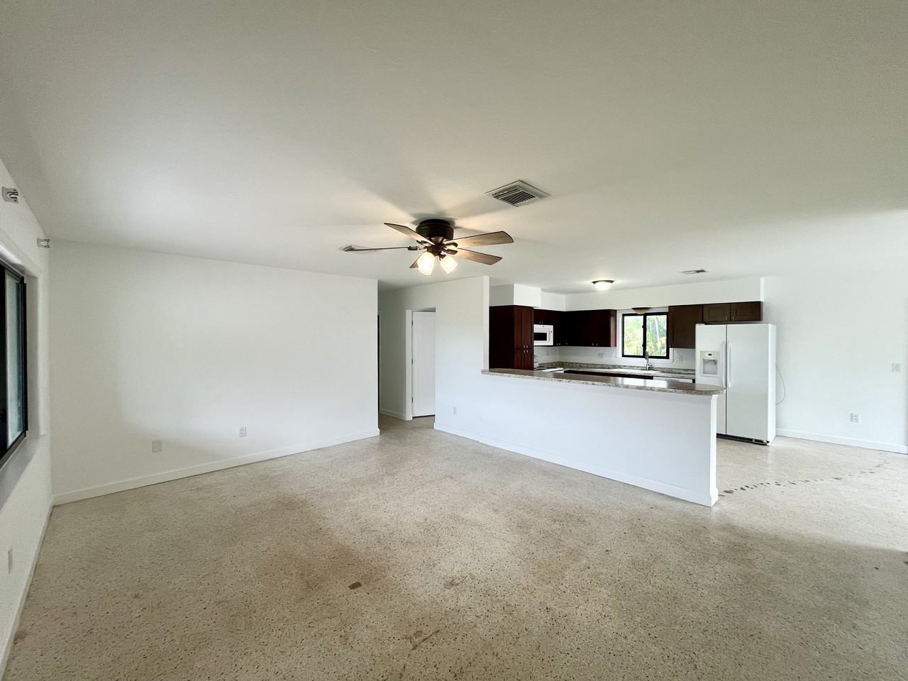 1714 Inlet Dr #1 - Photo 2 of 14
