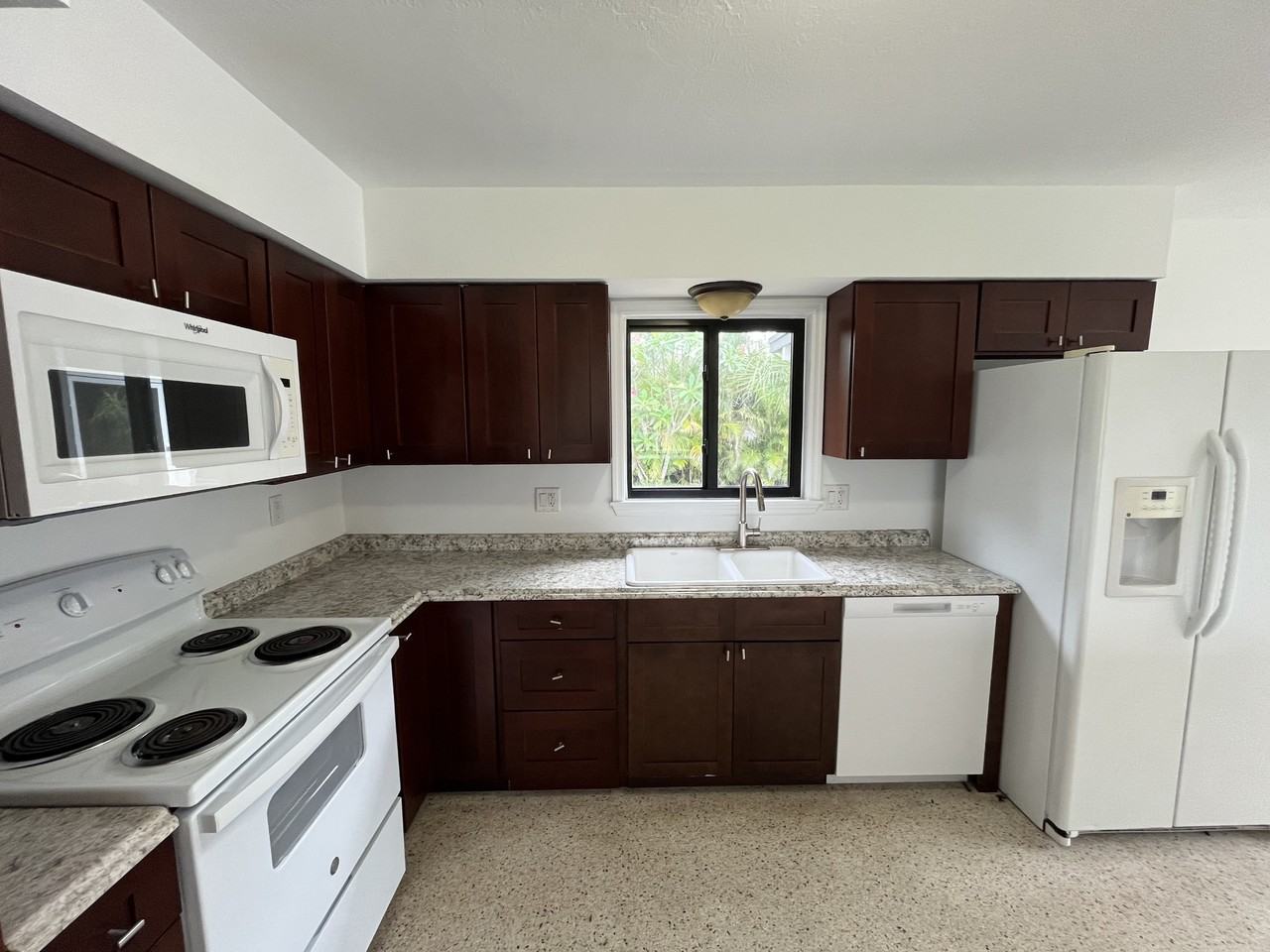 1714 Inlet Dr #1 - Photo 3 of 14