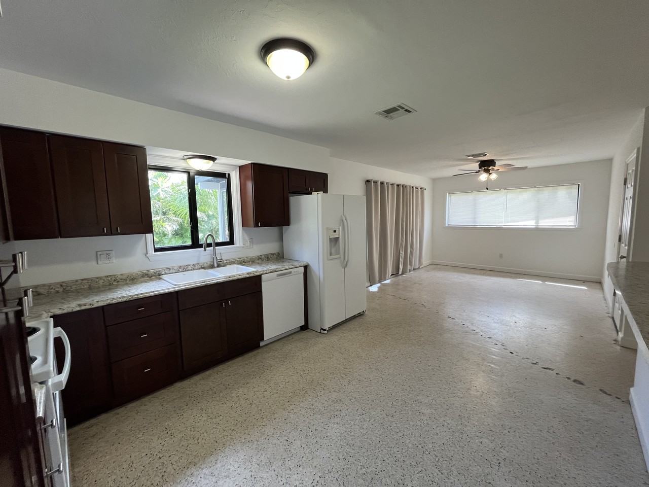 1714 Inlet Dr #1 - Photo 5 of 14