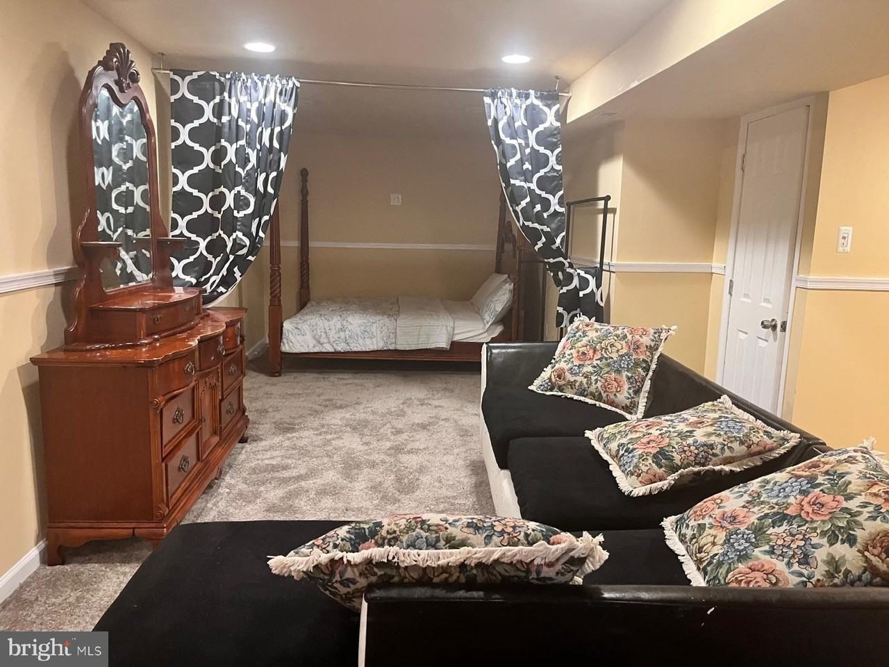 8 Trout Lily Ct - Photo 2 of 12
