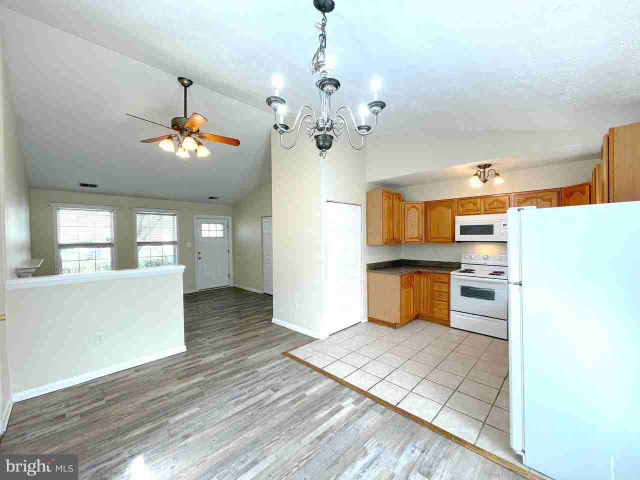 2161 Freemantle Ct - Photo 7 of 22