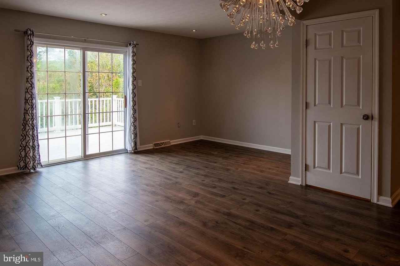 5620 Queen Anne Ct - Photo 7 of 24
