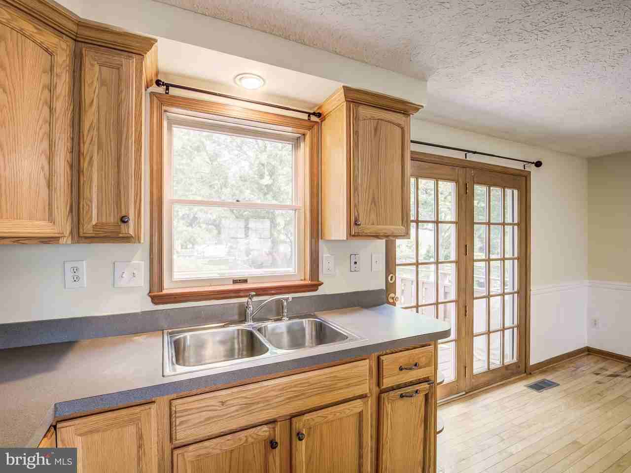 5697 Briargrove Ct - Photo 5 of 50