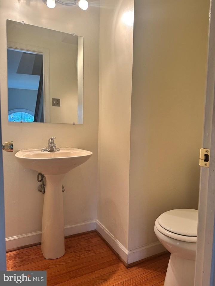 16424 Pleasant Hill Ct - Photo 5 of 17