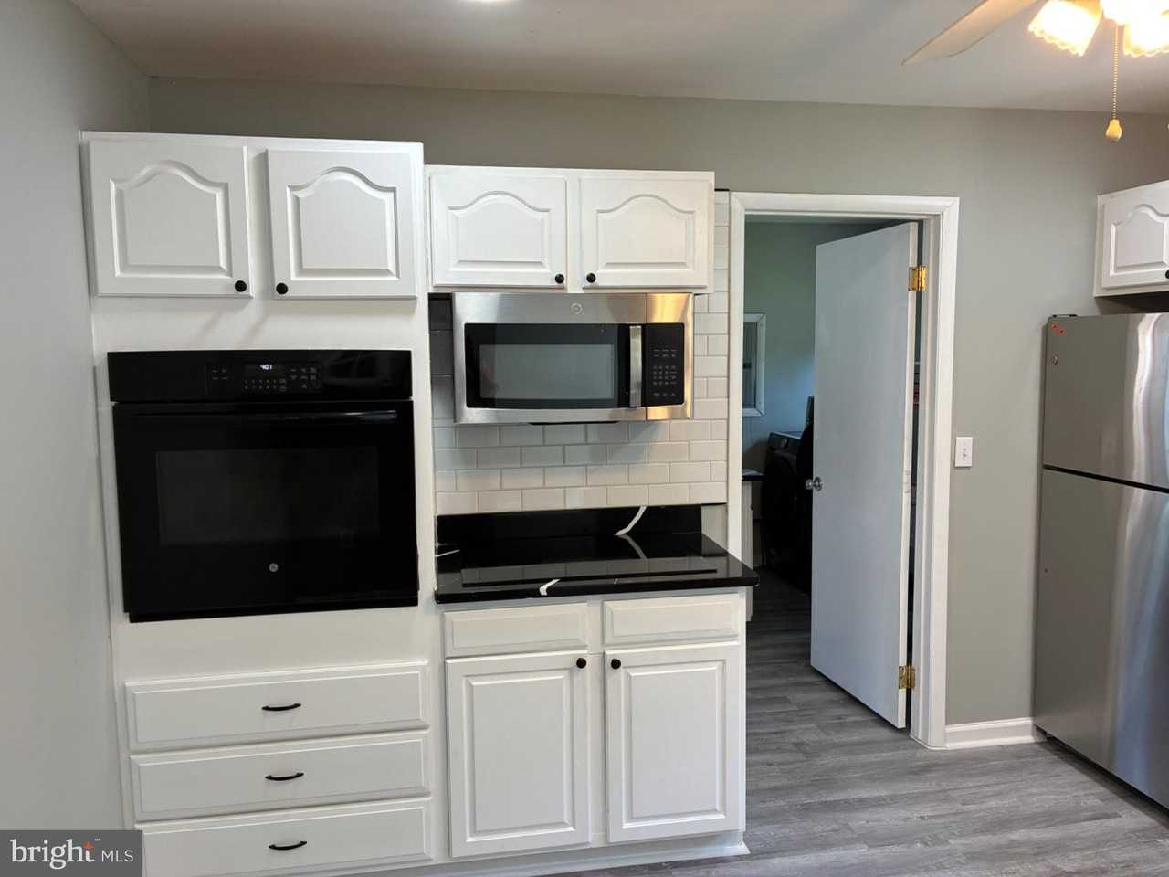 18 Glover Ln - Photo 6 of 21