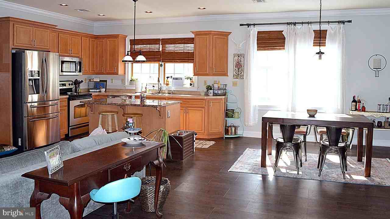 136 Bridge St #303 - Photo 7 of 17