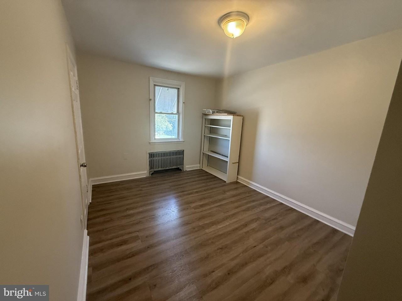 402-UNIT 4 N SPRINGFIELD Road - Photo 2 of 18