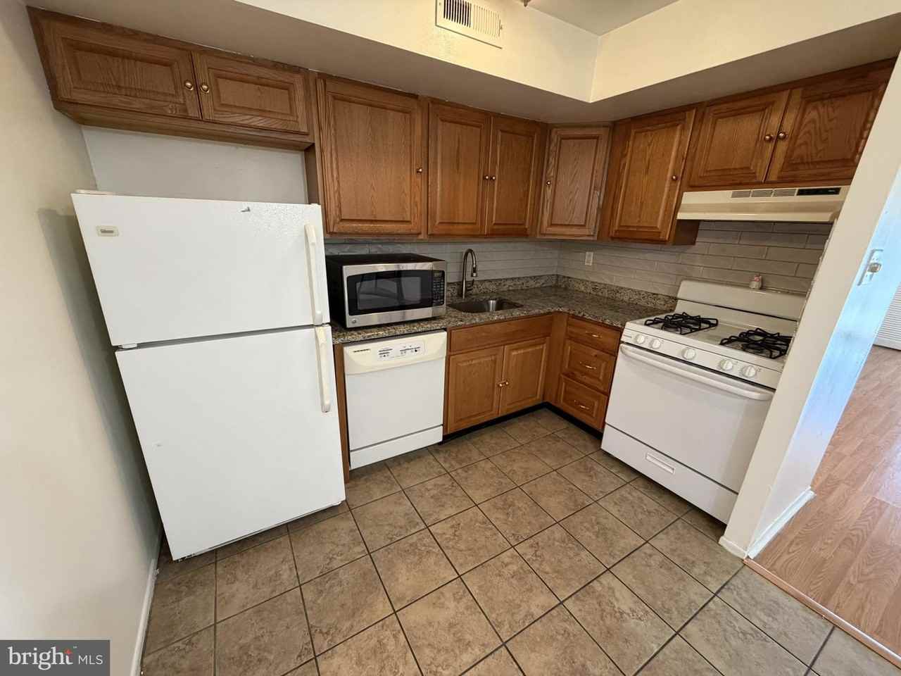 7751 Oxford Ave #2 - Photo 6 of 19