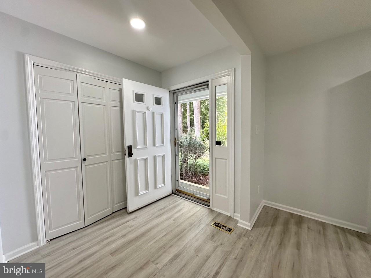 13113 Laurel Glen Rd - Photo 3 of 42