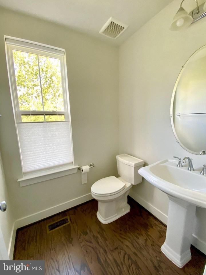 6261 Edsall Rd - Photo 6 of 22
