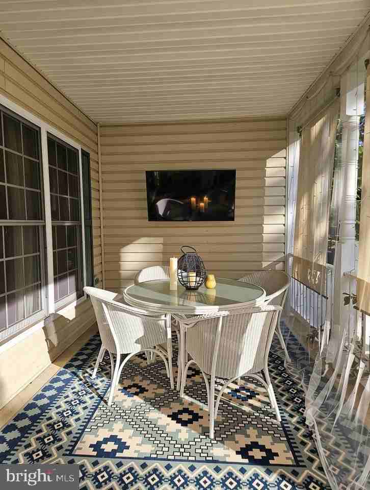 607 Liberty Blvd - Photo 3 of 30