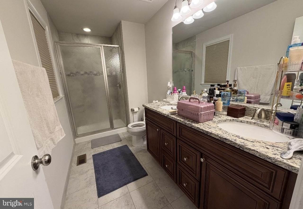 8 Howard Cir - Photo 6 of 15