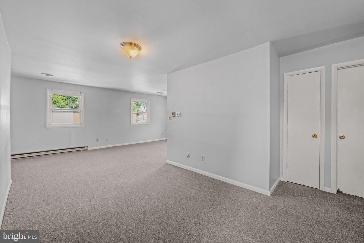 168 N Washington St #200 - Photo 5 of 20
