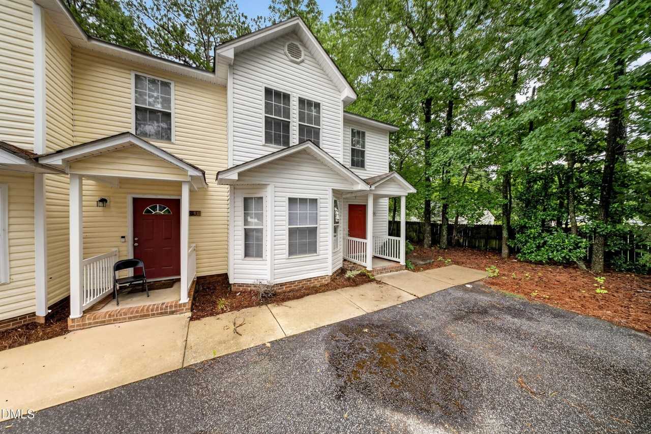 615 Moore St - Photo 2 of 24