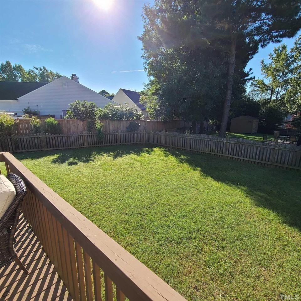 101 Autumn Glen Ln - Photo 7 of 29