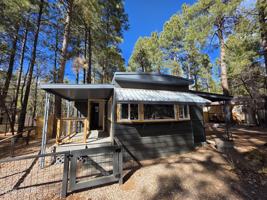 featured image of 4306 W Blue Ridge Loop