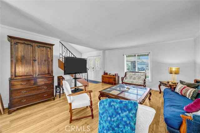 13692 Solitaire Way - Photo 4 of 8