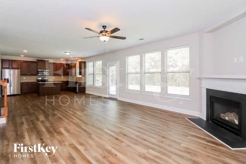 3295 Birchhaven Trce - Photo 3 of 15
