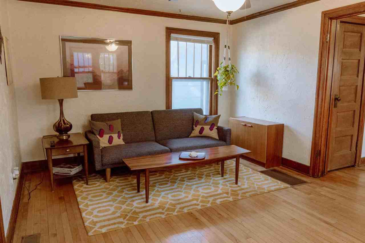 416 W Kiowa St #1 - Photo 7 of 32