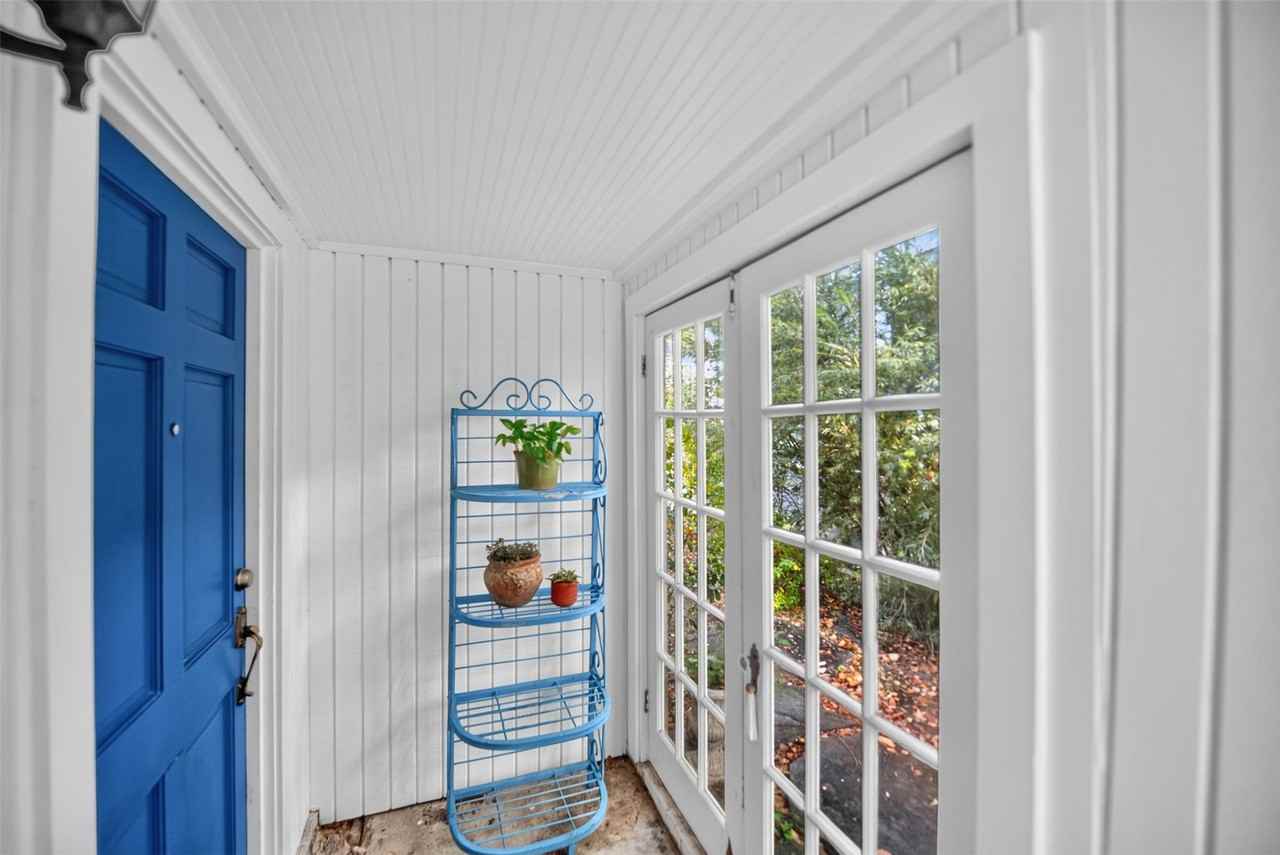 2106 Van Buren St - Photo 3 of 21