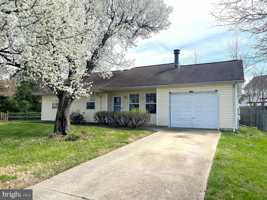 featured image of 2161 Freemantle Ct