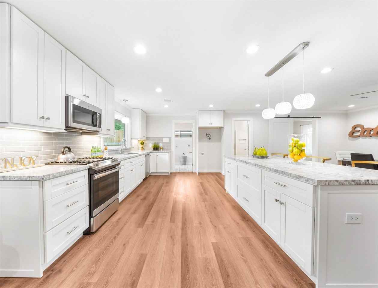 4309 Stillbrooke Dr - Photo 3 of 50