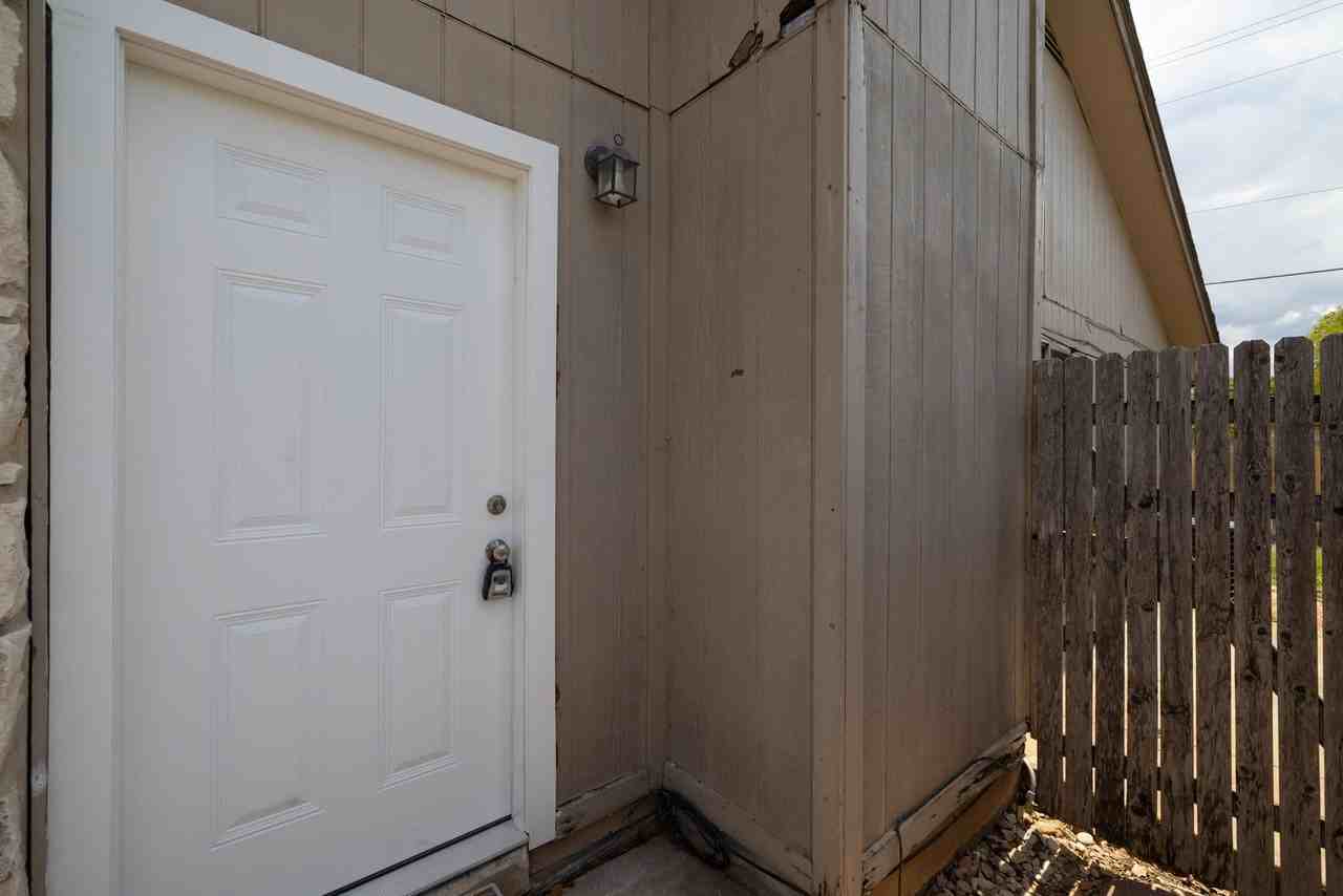 2401 Singletree Ave - Photo 5 of 21