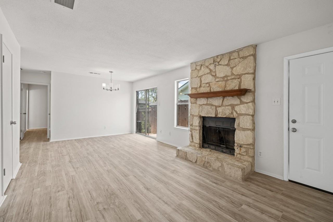 2401 Singletree Ave - Photo 7 of 21