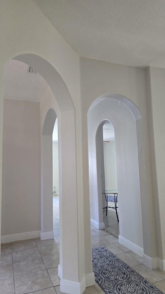 2449 Sw Savage Blvd - Photo 5 of 27