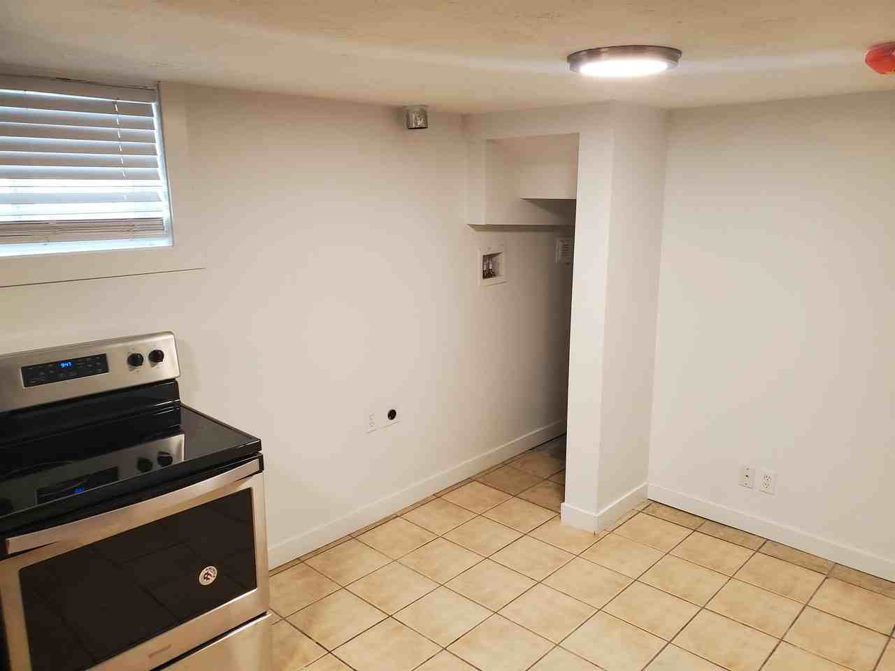 1005 W 500 N #1005-2 - Photo 2 of 10