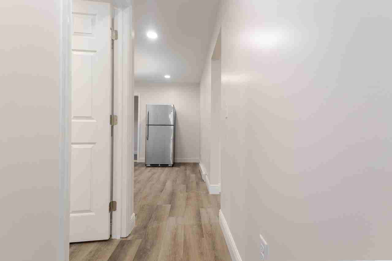 3273 Valley Rd #1 - Photo 5 of 17