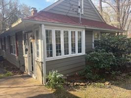 featured image of 6 Caledonia Rd #1