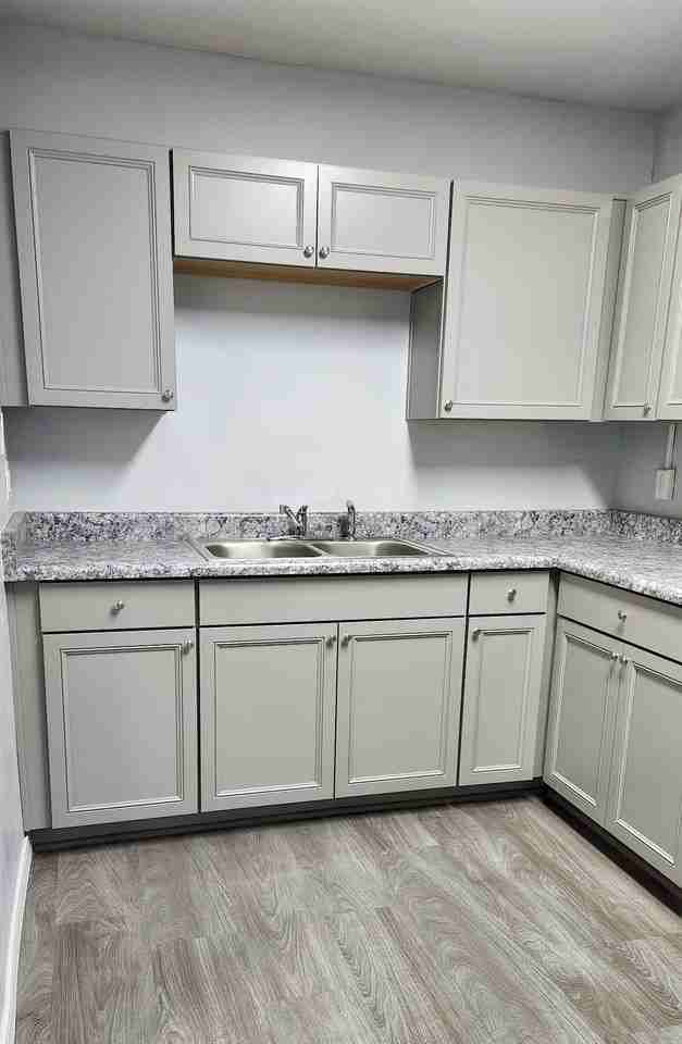 7561 N 27th Ave #1 - Photo 2 of 12